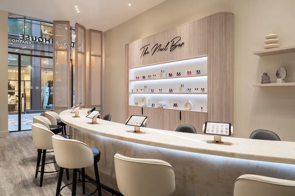 Townhouse Nail Salon Jubilee Place, Canary Wharf — Beauty Salon in London